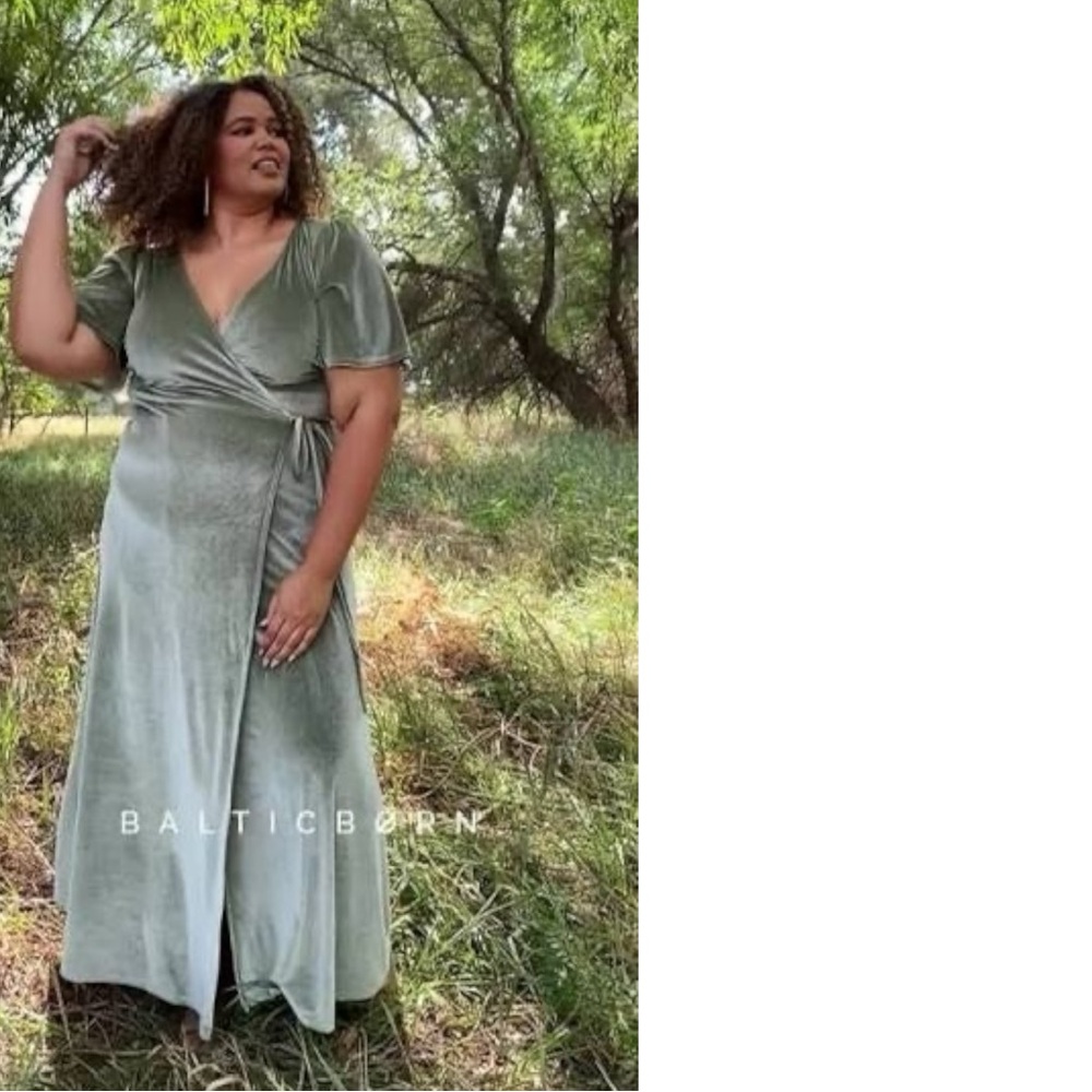 Baltic Born Meghan Velvet Wrap Maxi Dress Green 3X Romantic Boho Formal
